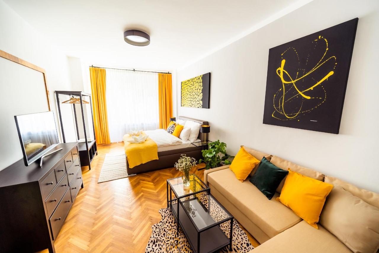 Michal&Michael'S Central Apartments Prague Exterior photo