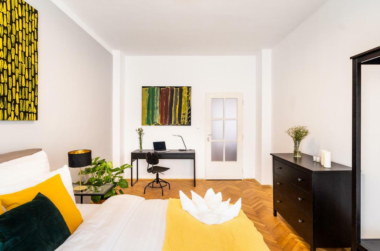 Michal&Michael'S Central Apartments Prague Exterior photo