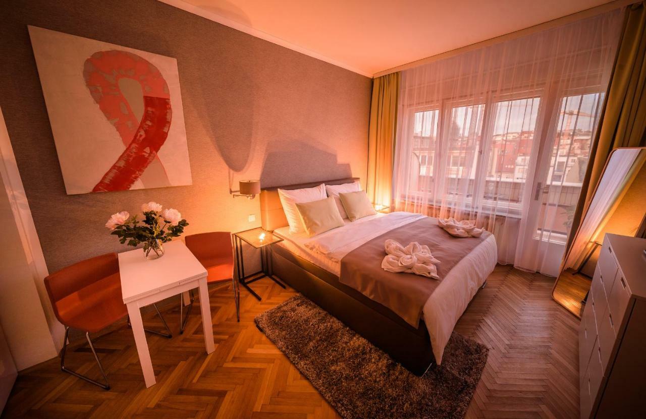 Michal&Michael'S Central Apartments Prague Exterior photo